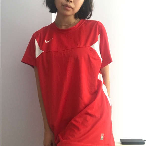 Red Nike Tshirt - Picture 2 of 5